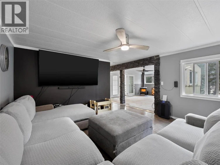 392 Walterdale Road, Kamloops, BC, V2C 6H1 - 7