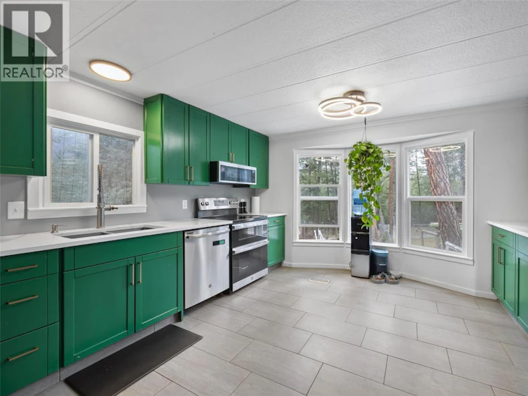 392 Walterdale Road, Kamloops, BC, V2C 6H1 - 8
