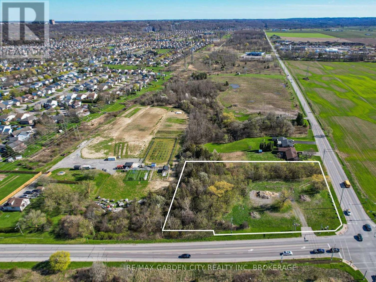 381 St. Paul Street W, St. Catharines, ON, L2R 3N1 - 2