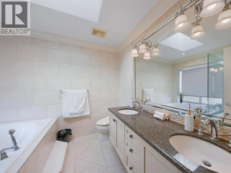 6166 Denbigh Avenue, Burnaby, BC, V5H 3R5 - 17
