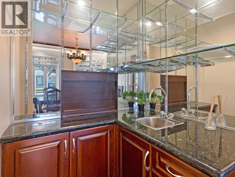 6166 Denbigh Avenue, Burnaby, BC, V5H 3R5 - 5