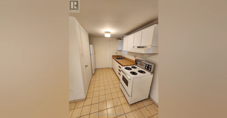 D LOWER-134 Grand Avenue, Toronto, ON, M8Y 2Z5 - 4