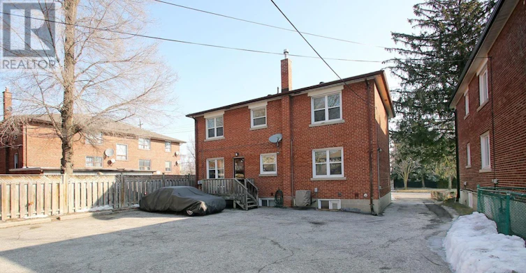 D LOWER-134 Grand Avenue, Toronto, ON, M8Y 2Z5 - 9