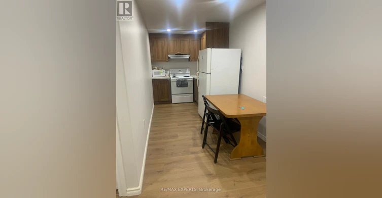 BSMT-2421 Seven Oaks Ridge, London, ON, N6M 0E4 - 3
