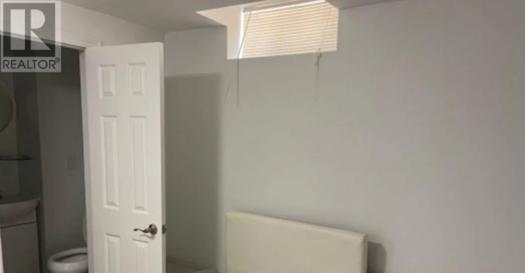 BSMT-8 Digby Crescent, Markham, ON, L3R 7G5 - 6