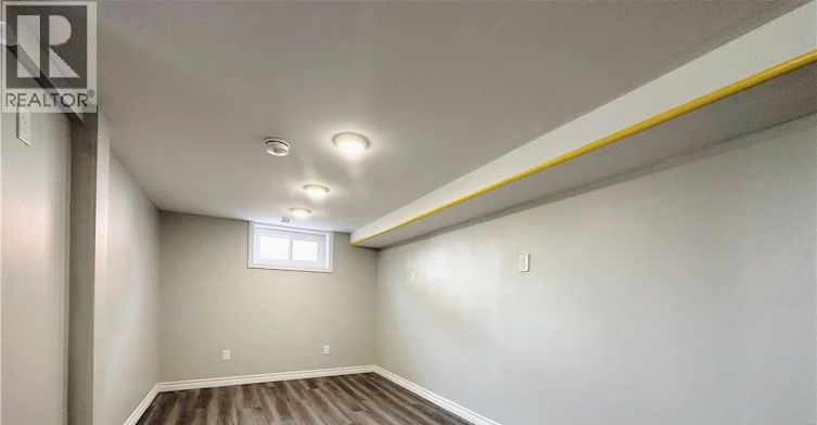 Lower-39 Maywood Road, Kitchener, ON, N2C 2A2 - 2