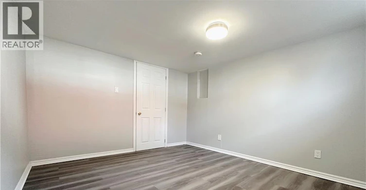 Lower-39 Maywood Road, Kitchener, ON, N2C 2A2 - 9