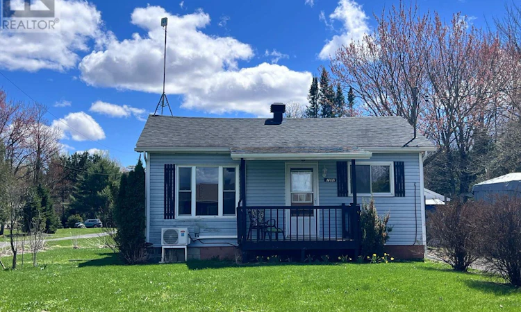 2082 Sandy Hill Road
