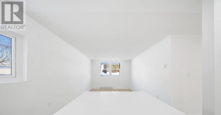 25 Downes Avenue, Prince Edward County, ON, K0K 2T0 - 2