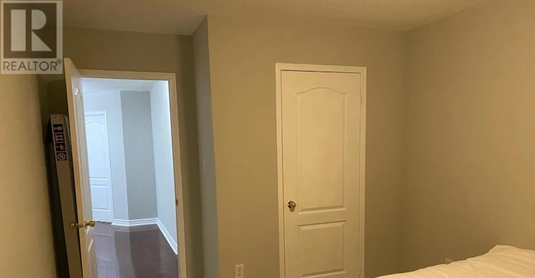 31 Middlecote Drive, Ajax, ON, L1T 0A4 - 18
