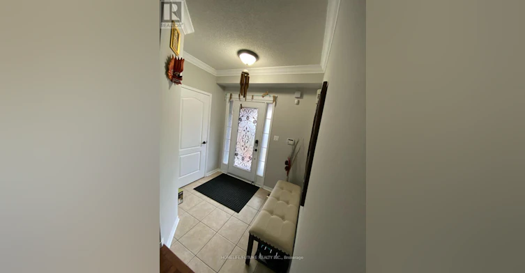 31 Middlecote Drive, Ajax, ON, L1T 0A4 - 3