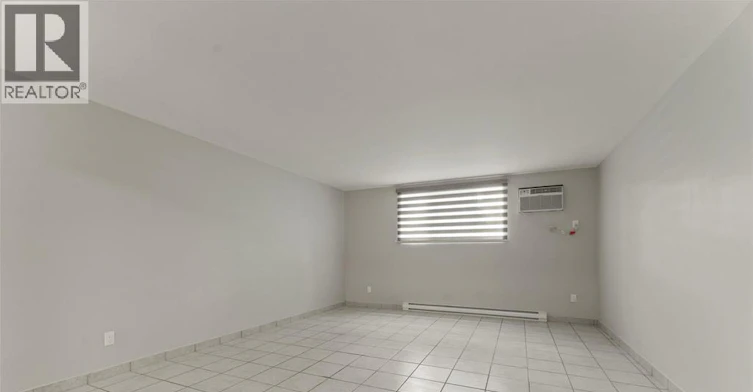 101-1160 Howard, Windsor, ON, N9A 1S7 - 11