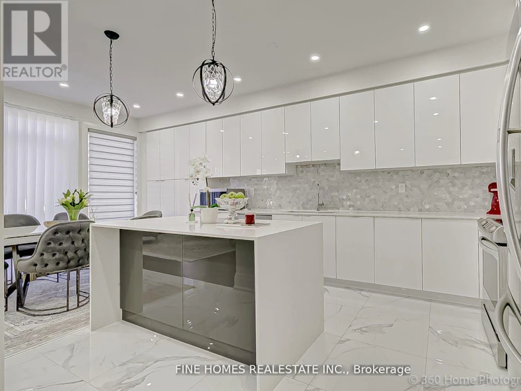 39 Tesla Crescent, East Gwillimbury, ON, L9N 0T3 - 12