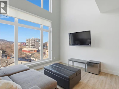 403-107 Yew Street - 4