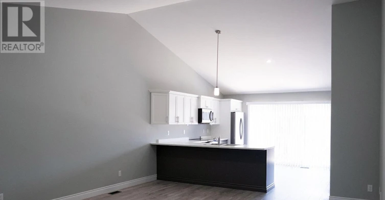 22 Stirling Crescent, Prince Edward County, ON, K0K 2T0 - 7