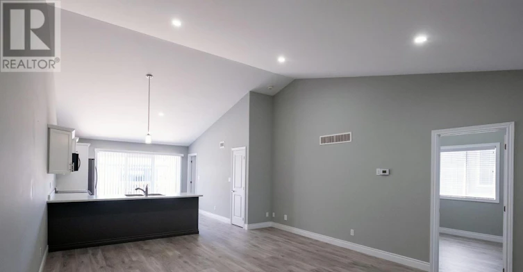 22 Stirling Crescent, Prince Edward County, ON, K0K 2T0 - 9