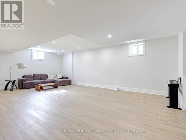 9 Casavant Court, Vaughan, ON, L6A 5A5 - 44