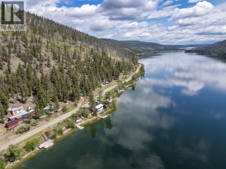 2526 Loon Lake Road, Loon Lake, BC, V0K 1H1 - 9