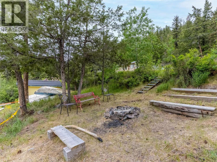 2526 Loon Lake Road, Loon Lake, BC, V0K 1H1 - 27