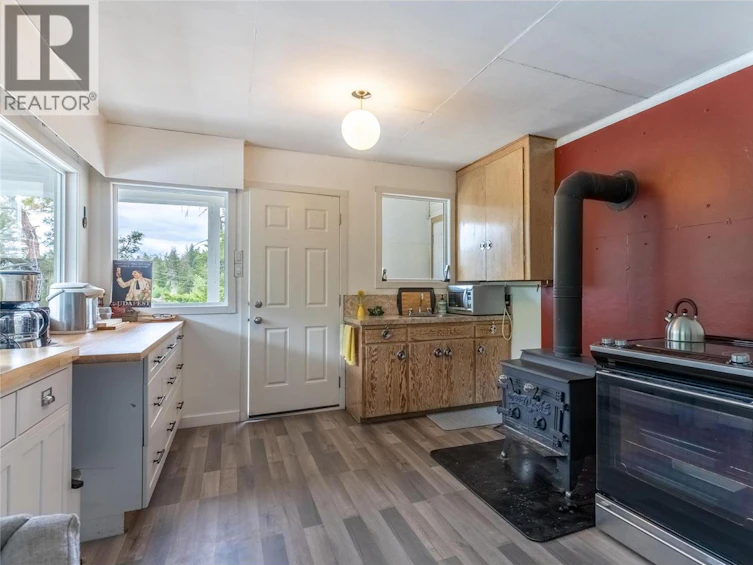 2526 Loon Lake Road, Loon Lake, BC, V0K 1H1 - 19