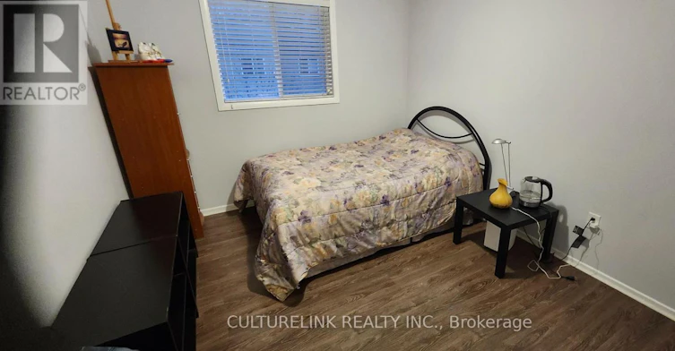 2/F ROOM-15 Newport Way, Markham, ON, L3T 5G3 - 3