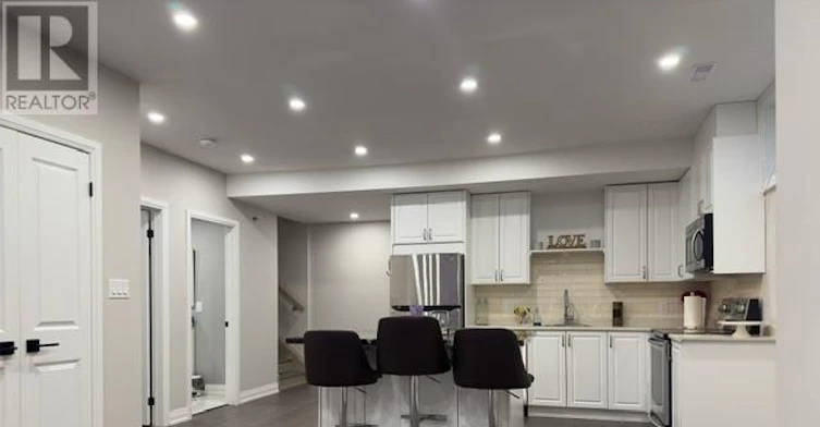 BSMT-48 Enfield Avenue, Toronto, ON, M8W 1T8 - 7