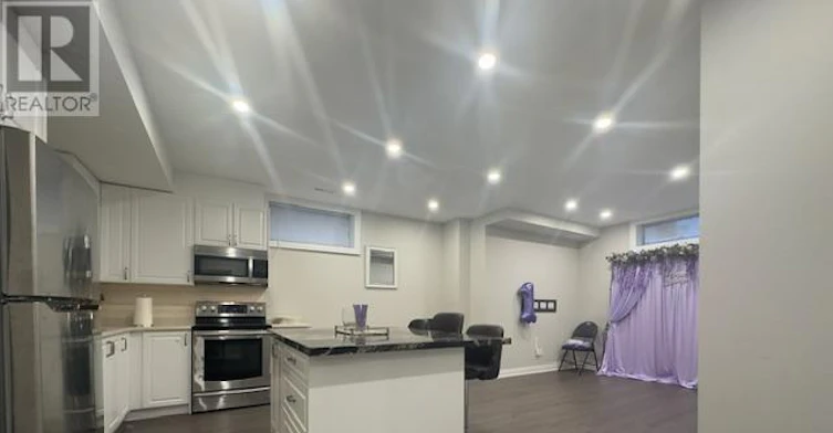 BSMT-48 Enfield Avenue, Toronto, ON, M8W 1T8 - 5