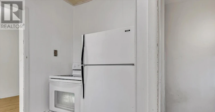878 Chemong Road, Peterborough, ON, K9H 5Z8 - 13