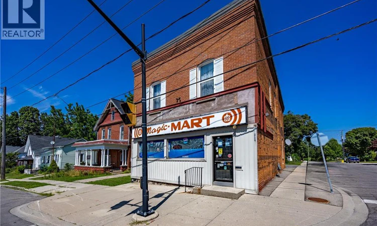 57 Main Street S