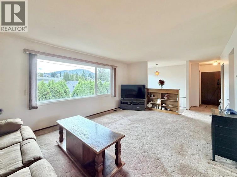 11102 Scott Street, Summerland, BC, V0H 1Z0 - 14