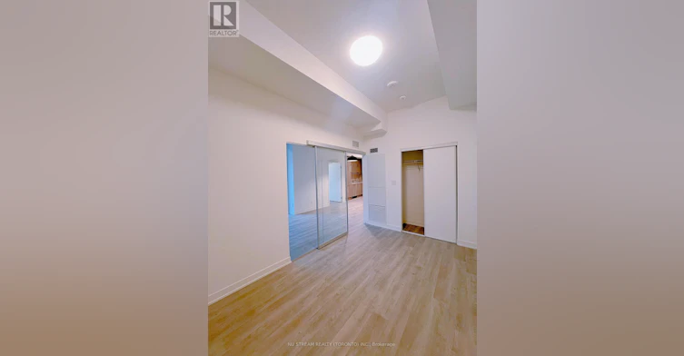 1038-8119 Birchmount Road, Markham, ON, L6G 0H5 - 8