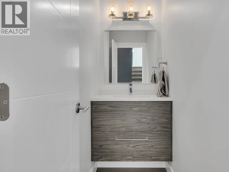 1038 Wilson Avenue, Kelowna, BC, V1Y 6Y3 - 18