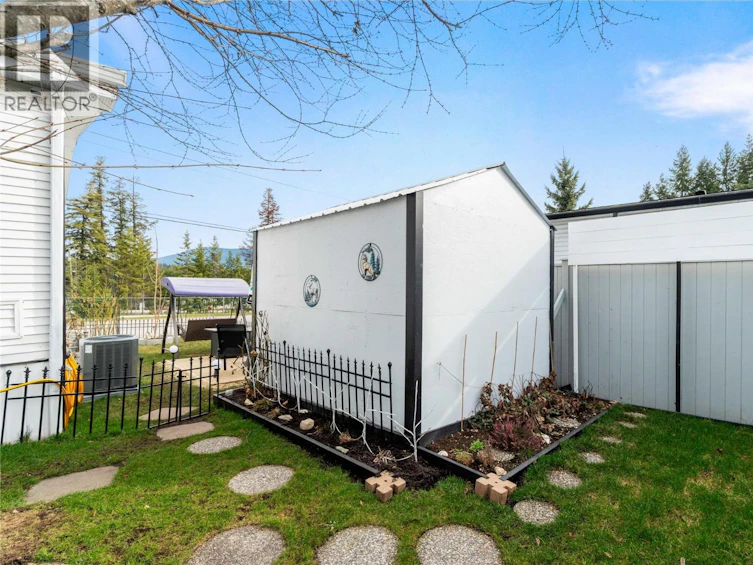 70-3350 NE 10 Avenue, Salmon Arm, BC, V1E 1J6 - 43