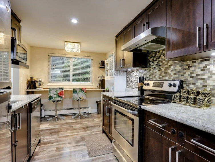 263-7493 140 Street, Surrey, BC, V3W 6G5 - 11