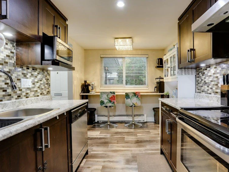 263-7493 140 Street, Surrey, BC, V3W 6G5 - 12