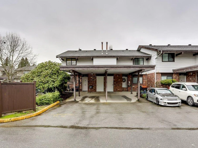 263-7493 140 Street, Surrey, BC, V3W 6G5