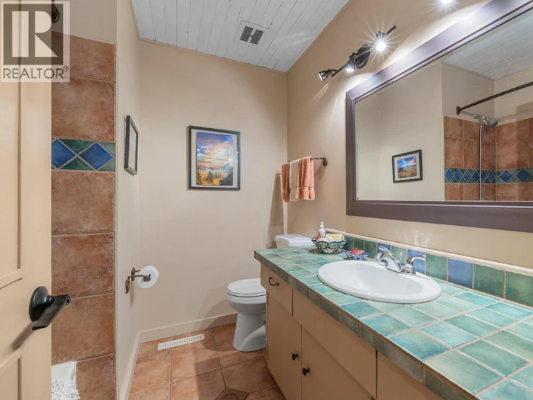48 Caramillo Road, Kelowna, BC, V1V 1B3 - 27