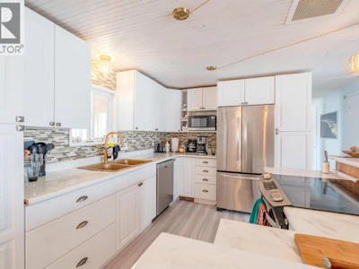 287 Elm Avenue - 4