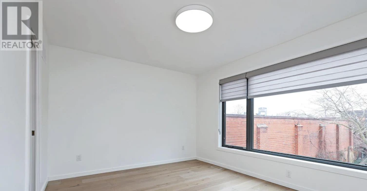 707 Mortimer Avenue, Toronto, ON, M4C 2K1 - 21
