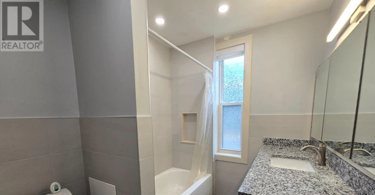 971-5 Main Street E, Hamilton, ON, L8M 1N2 - 15