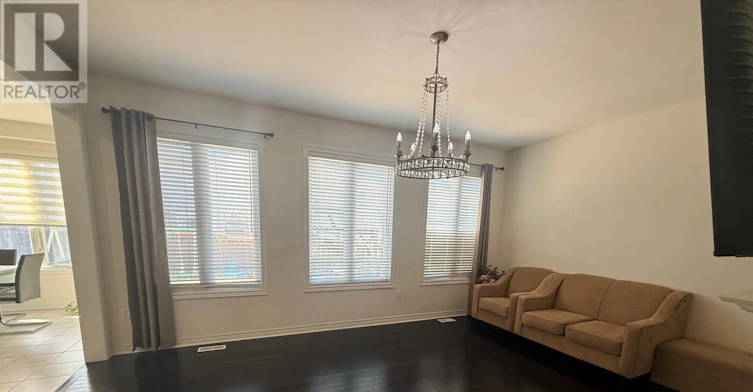 124 Johnson Drive, Shelburne, ON, L9V 3V9 - 4