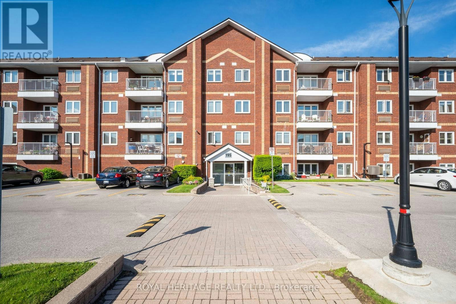 303-195 Lake Driveway W, Ajax, ON, L1S 7H7