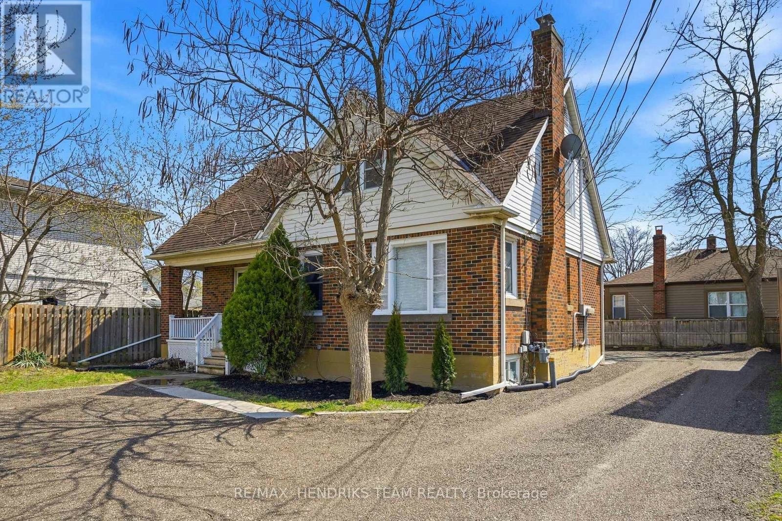 140 Eastchester Avenue, St. Catharines, ON, L2P 2Z4