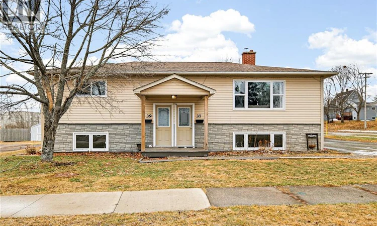 37-39 Mckay Avenue