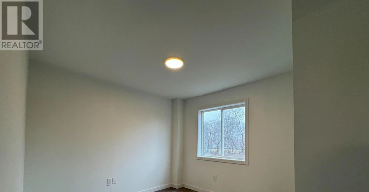 MAIN-127 Highriver Trail, Welland, ON, L3C 0H6 - 11