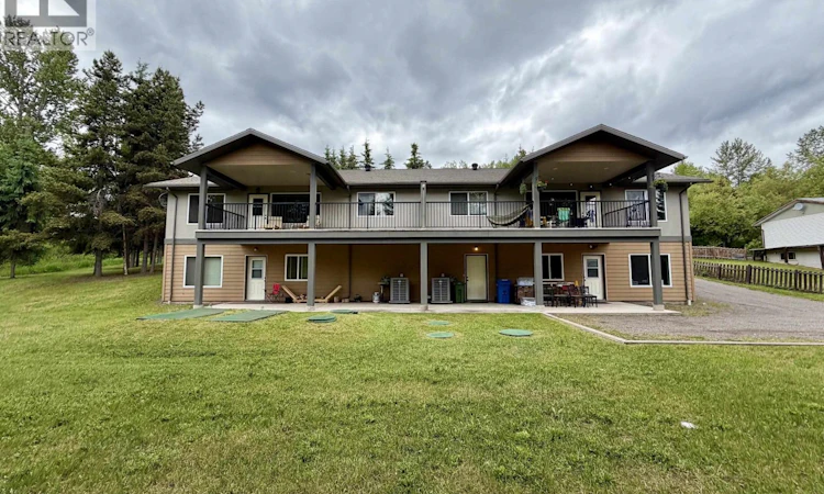 A-B-3640 Victoria Drive