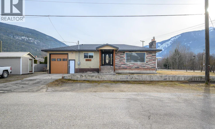 331 Sibbald Street
