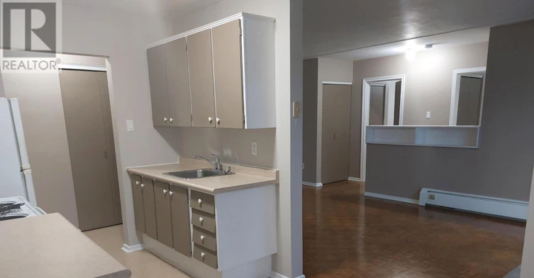 9-90 Marshall Street, Waterloo, ON, N2J 2T4 - 2