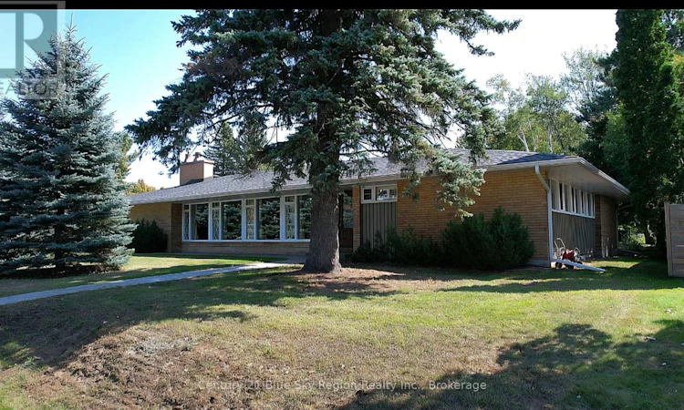 941 Pinewood Road