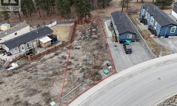 912 NW Steepleview Drive